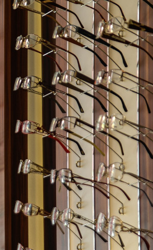 Brillen | Auge und Ohr